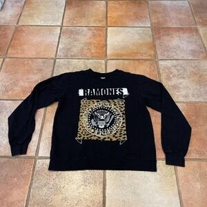 Ramones CONCERT PULLOVER SWEATSHIRT SMALL